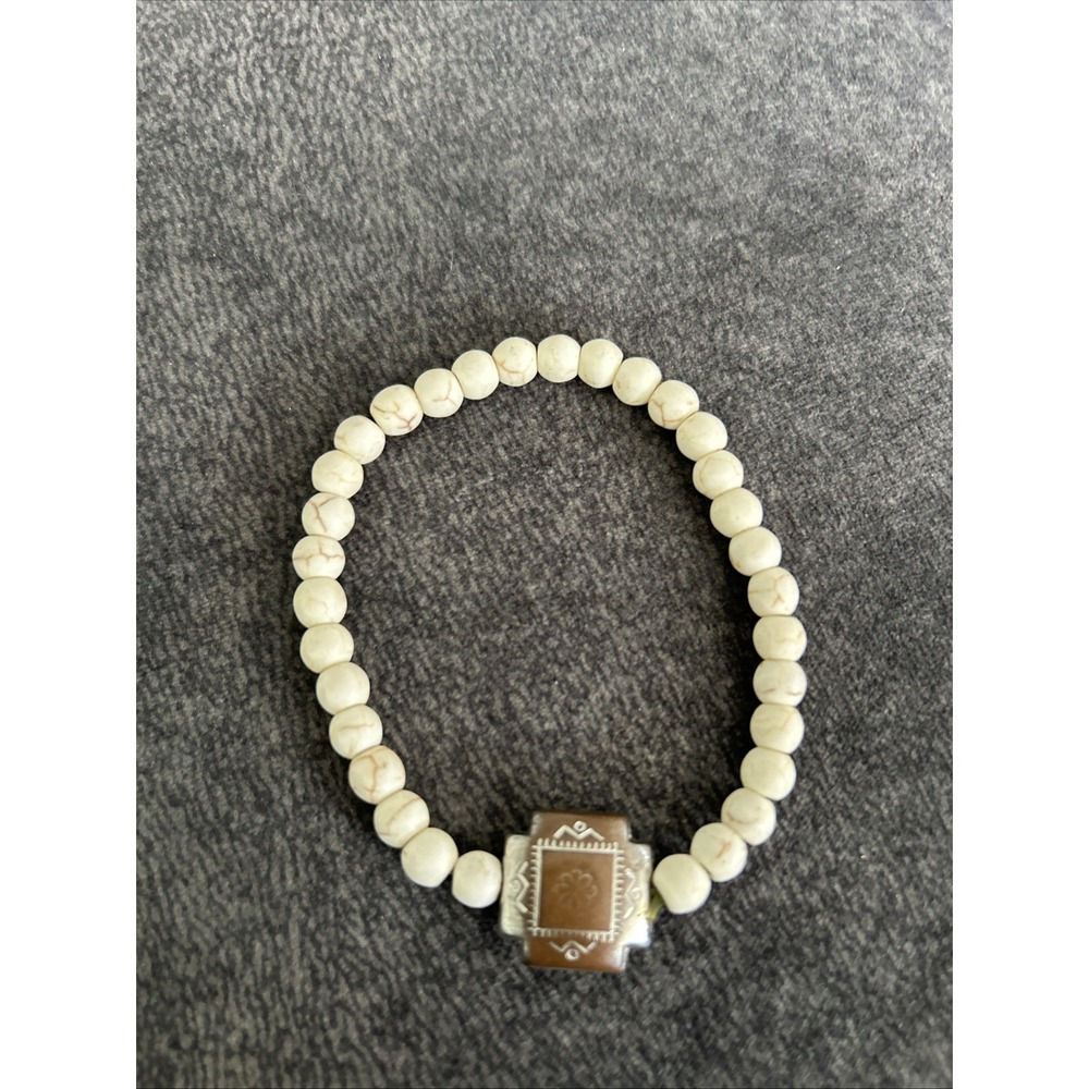 White Howlite Dainty Stretch Bracelet With Silver Southwestern Charm
